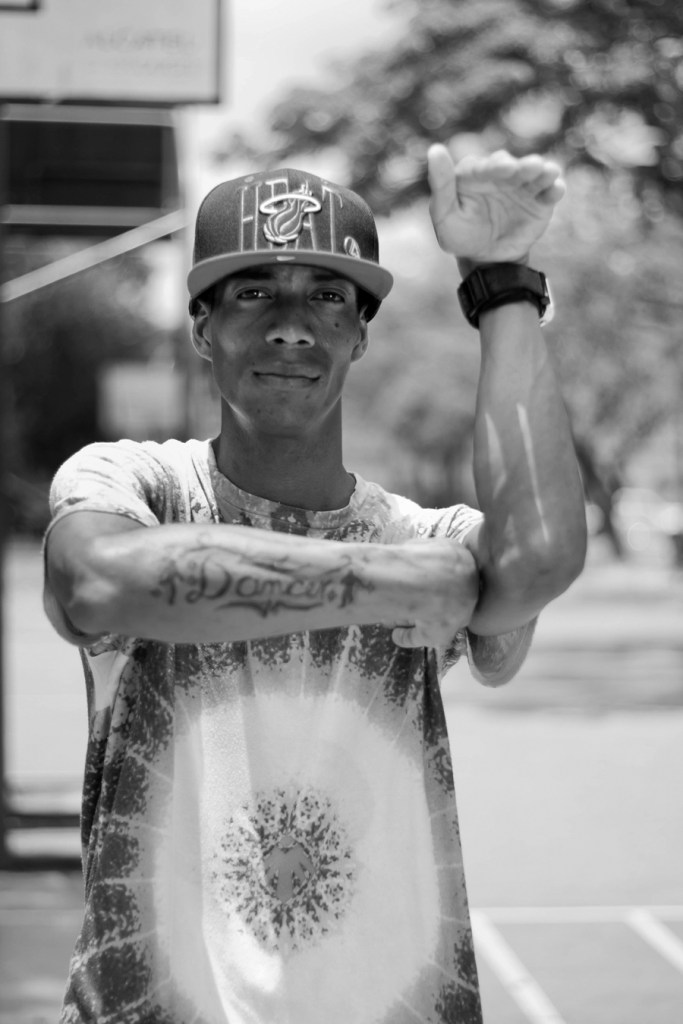 El bravo tuky ELBERTH EL MAESTRO bn